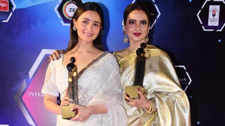 Alia Bhatt won the Best Actress trophy at DadaSaheb Phalke International Film festival for her Role as Gangubai