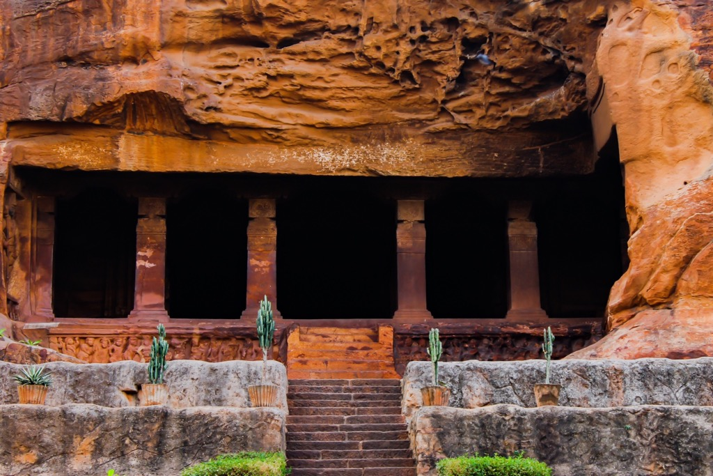 BADAMI – The Underrated Town of Caves