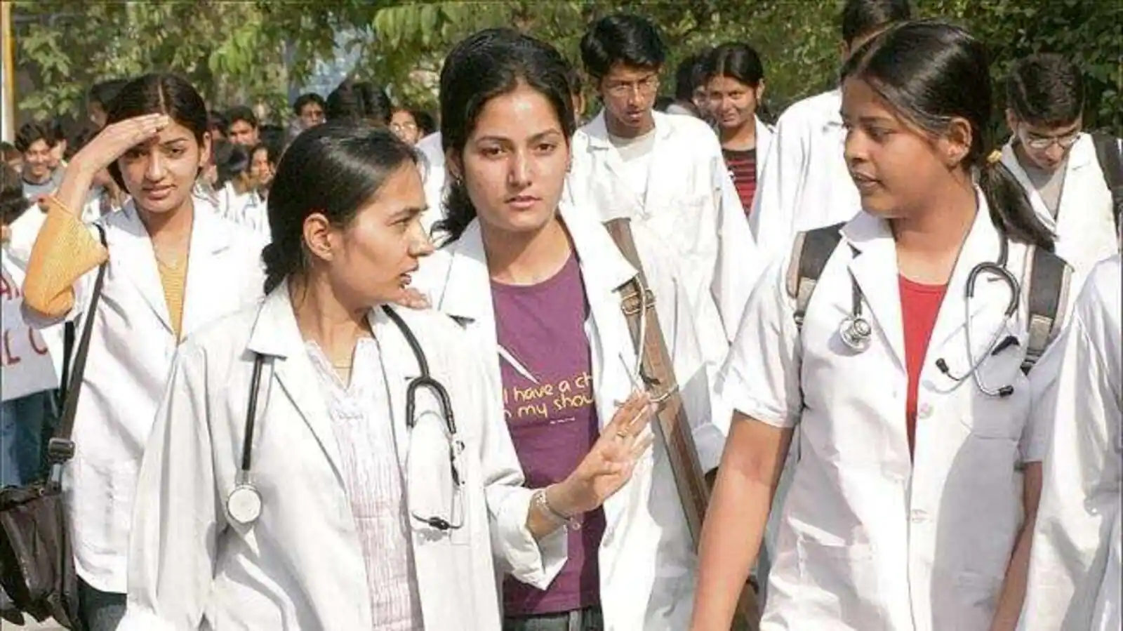 Relief For Medical Students As Centre Allows Completion Of MBBS Course ...