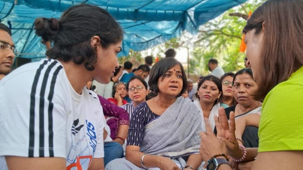 AAP Extends Support to Wrestlers Protesting for Olympic Inclusion at Jantar Mantar