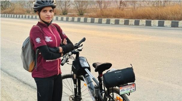 Asha Malviya Embarks on a Patriotic Cycling Journey