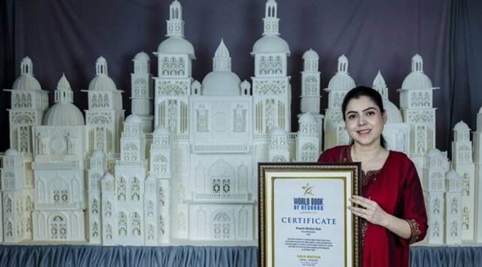 Pune Cake Artist’s Edible Monument Enters World Book of Records
