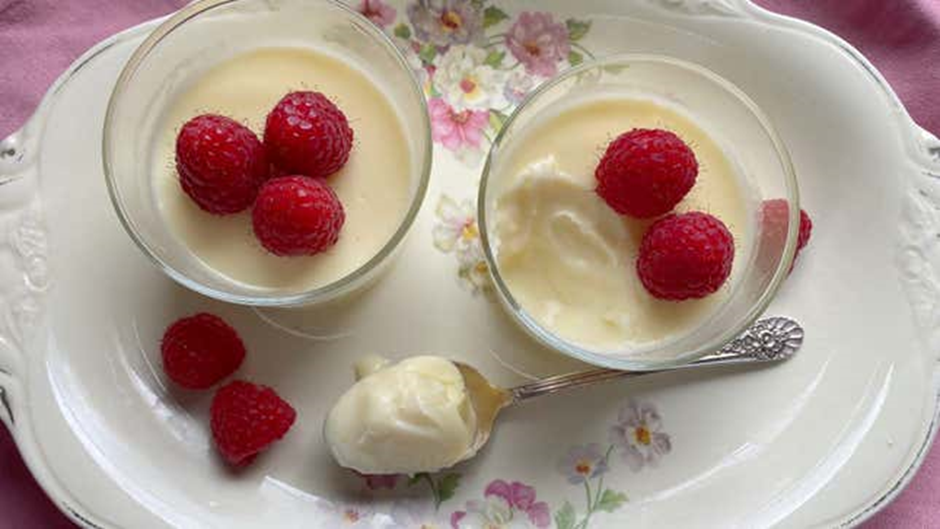 Creamy Lemon Dessert with Four Ingredients