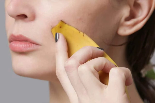 DIY Banana Peel Face Mask: Radiant Skin