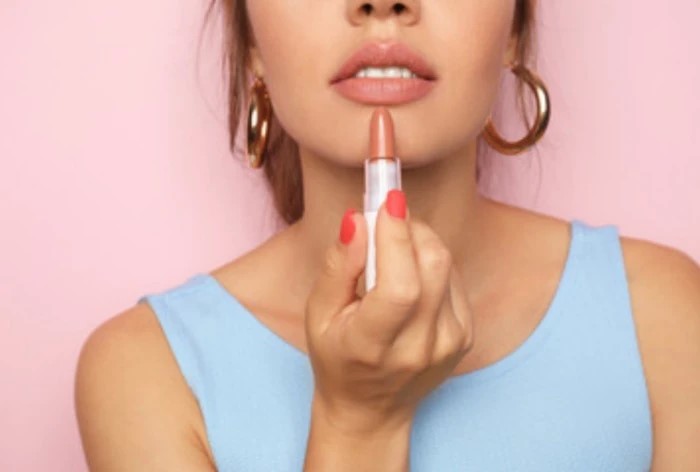 Side Effects of Regular Lipstick