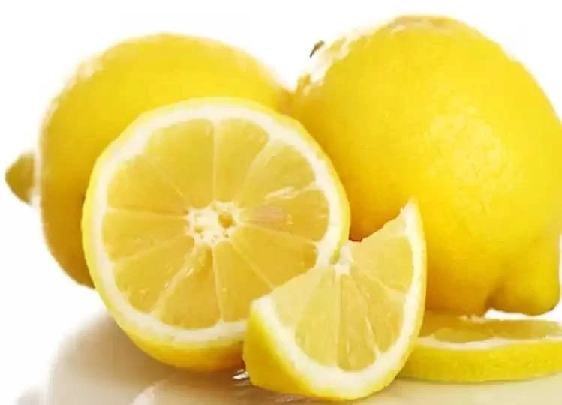 Lemon Remedy for Dark Elbows and Knees