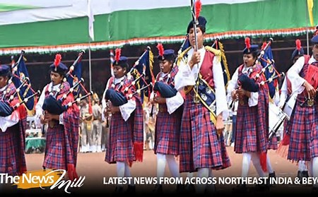 Women’s Bagpiper Band Shines on Independence