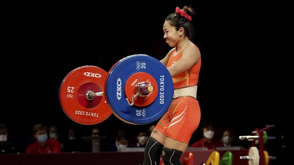 Mirabai Chanu’s Battle for 90kg Snatch lift