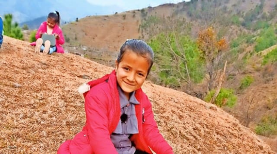 Girl Crowdfunds for Better School in Remote J&K Village