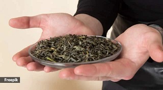 Get Creative: 10 Eco-Friendly Hacks for Used Tea Leaves