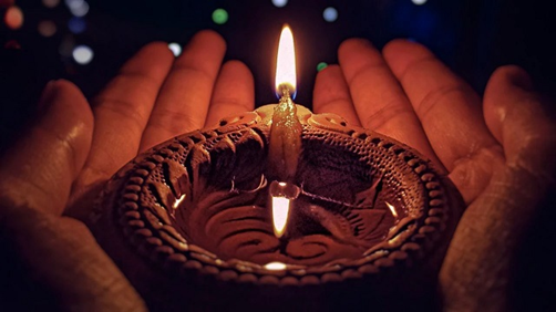 Prepare Your Home for Diwali: Remove 7 Inauspicious Items to Attract Goddess Lakshmi