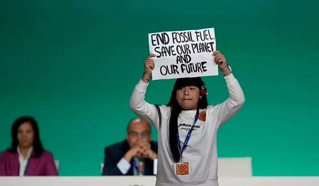 Young Activist Urges Fossil Fuel End at COP28