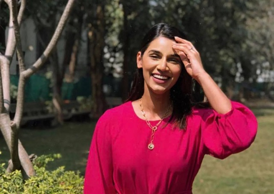 Sanjana Ganesan Claps Back at Body Shamer with Science and Sass