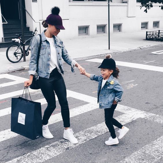 Fashion for Moms: A Clean and Smooth Guide
